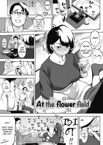 Bikini Ohanabatake no Naka de | At the Flower Field Drunk Girl